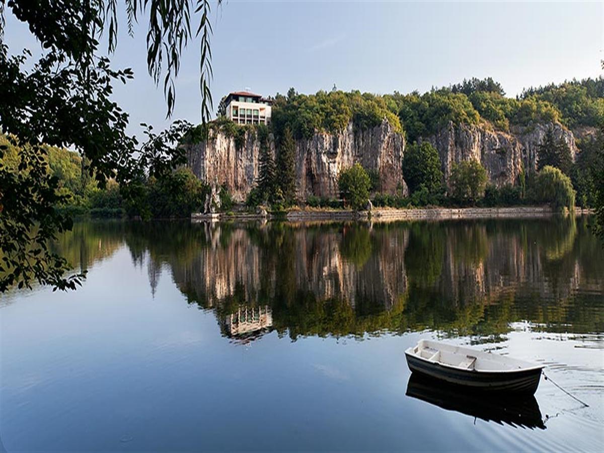 Hotel Villa Kaylaka Плевен Екстер'єр фото