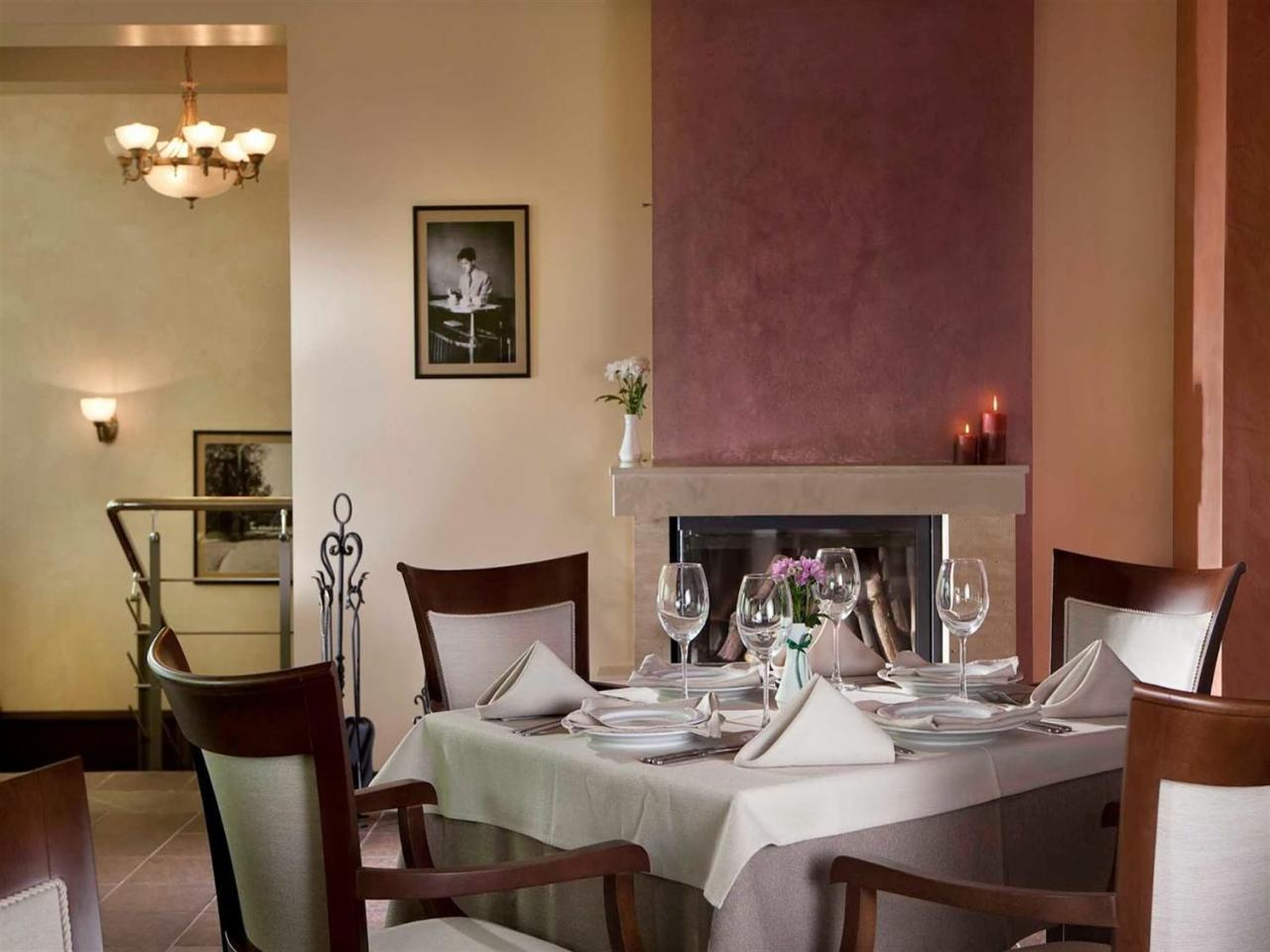 Hotel Villa Kaylaka Плевен Екстер'єр фото